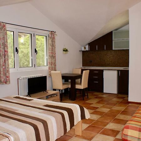 Studio Apartments Morinj 외부 사진