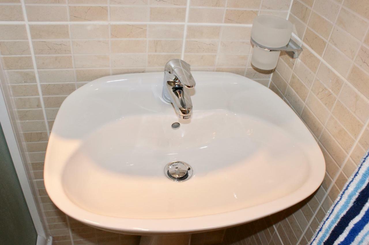 Studio Apartments Morinj 외부 사진
