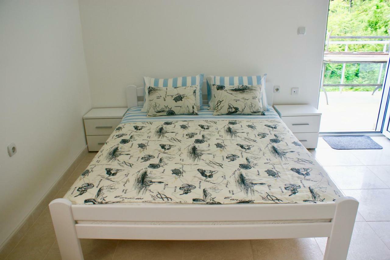 Studio Apartments Morinj 외부 사진