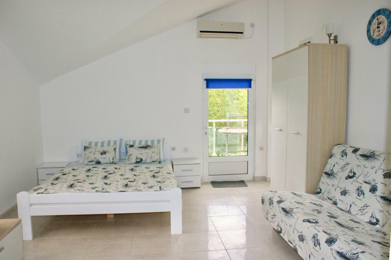Studio Apartments Morinj 외부 사진