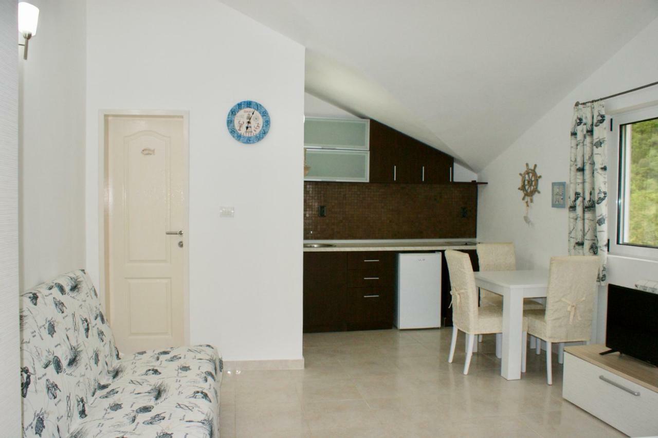 Studio Apartments Morinj 외부 사진