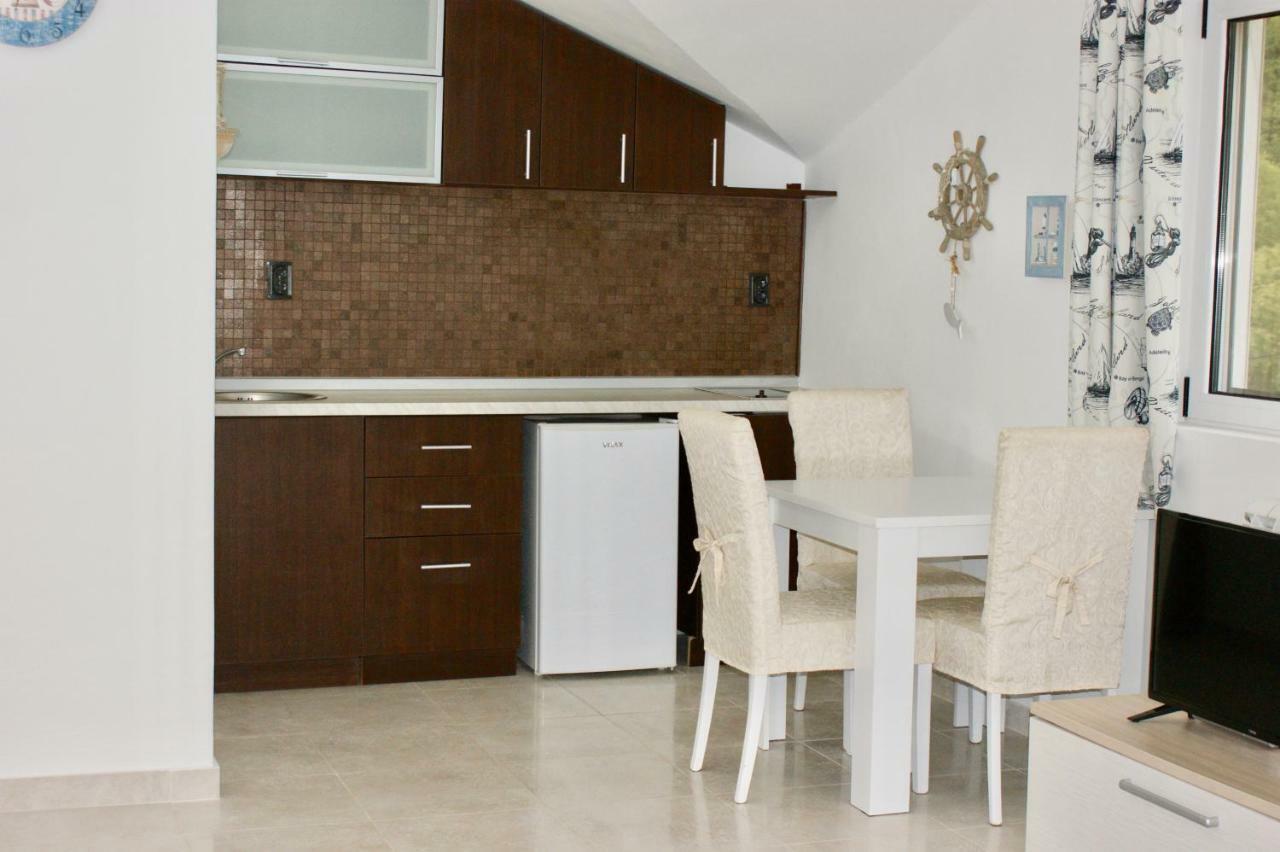 Studio Apartments Morinj 외부 사진